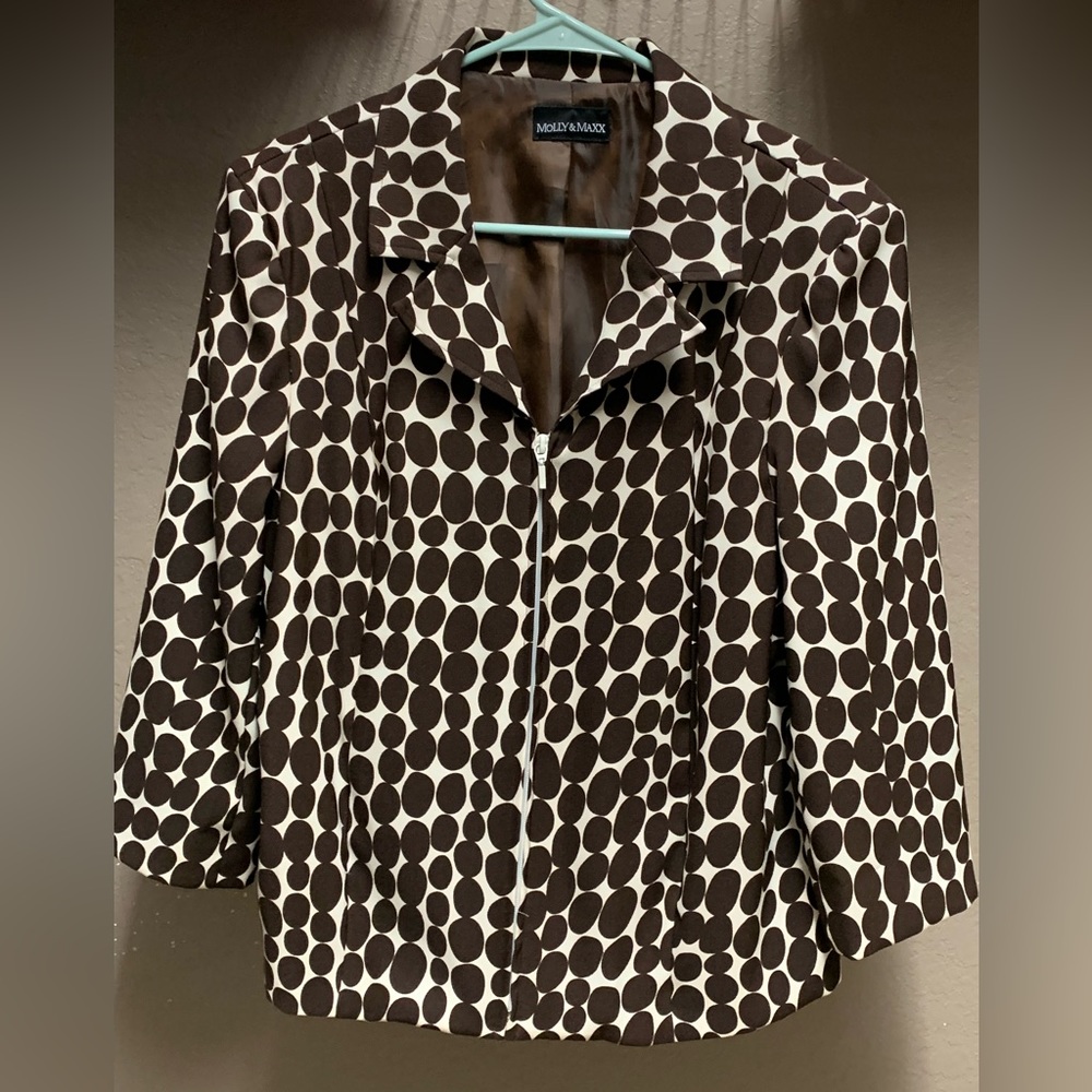 Molly & Maxx brown & white polka dot zip up jacket.